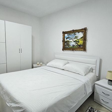 Guesthouse Albi Berat Kültér fotó